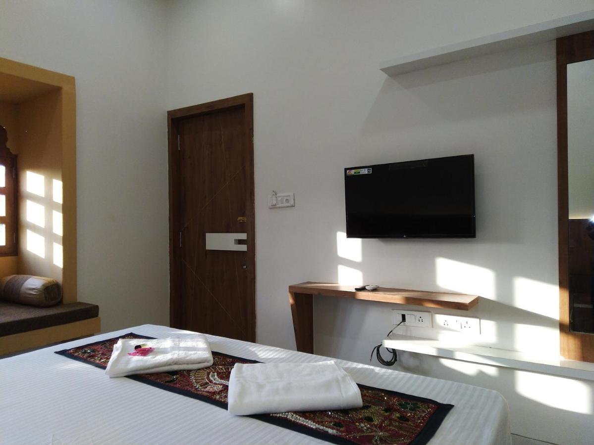 Aapni Haveli Hotel Jaisalmer Eksteriør billede