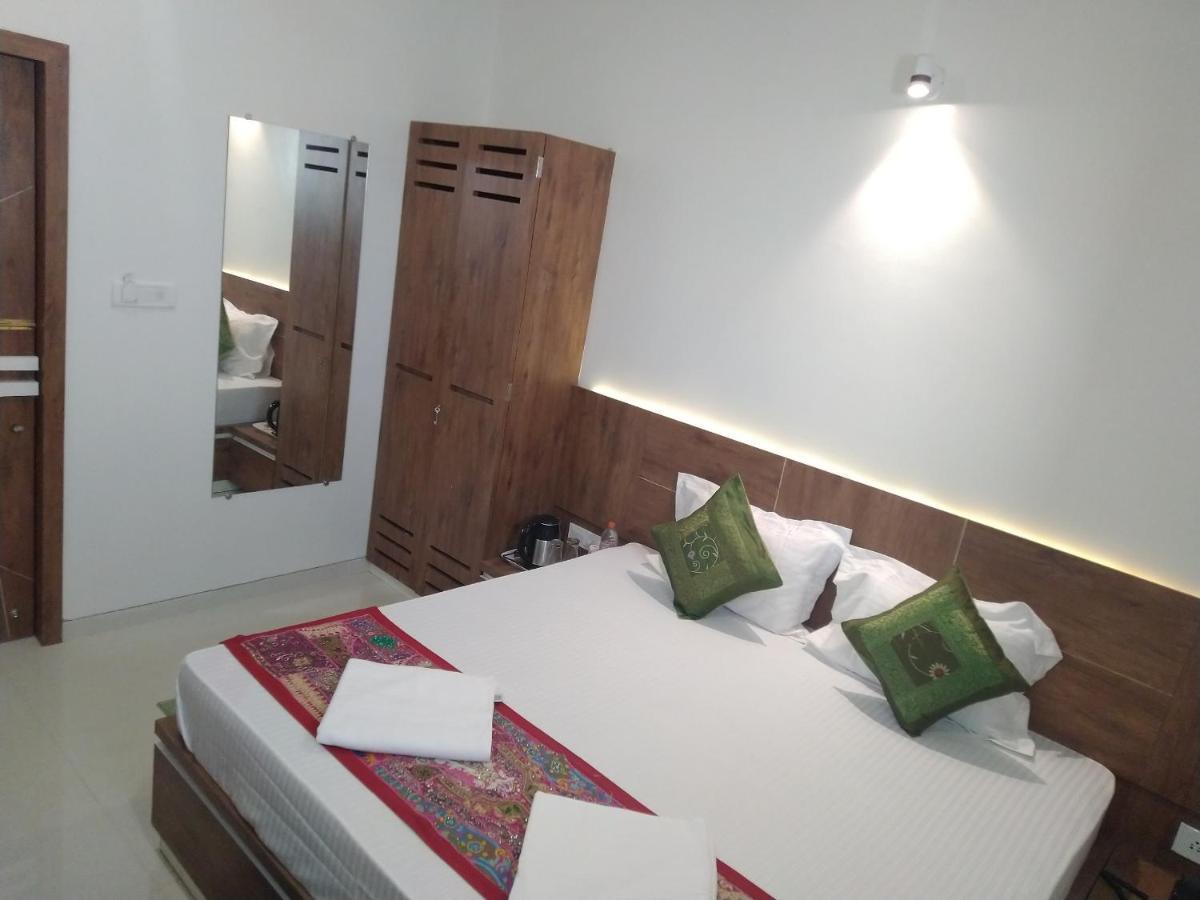 Aapni Haveli Hotel Jaisalmer Eksteriør billede